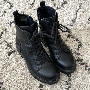Combat boots 🖤